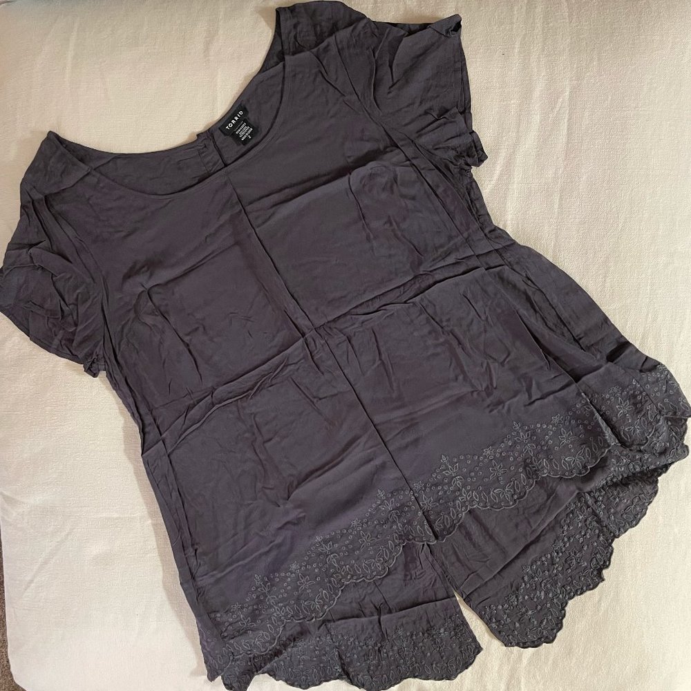 Torrid Floral Embroidered High Lo Top